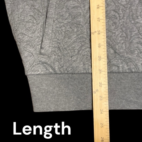 Gap women’s Gray Quilted Bomber Jacket Size XXL
BIN C - Picture 6 of 7